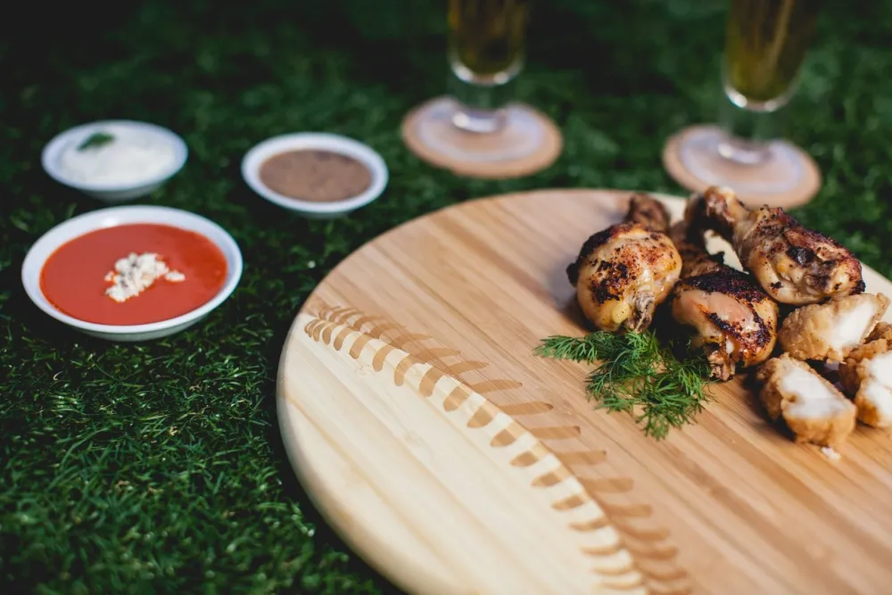 Sale Picnic Time Family of Brands Baseball Cutting Board & Serving Tray