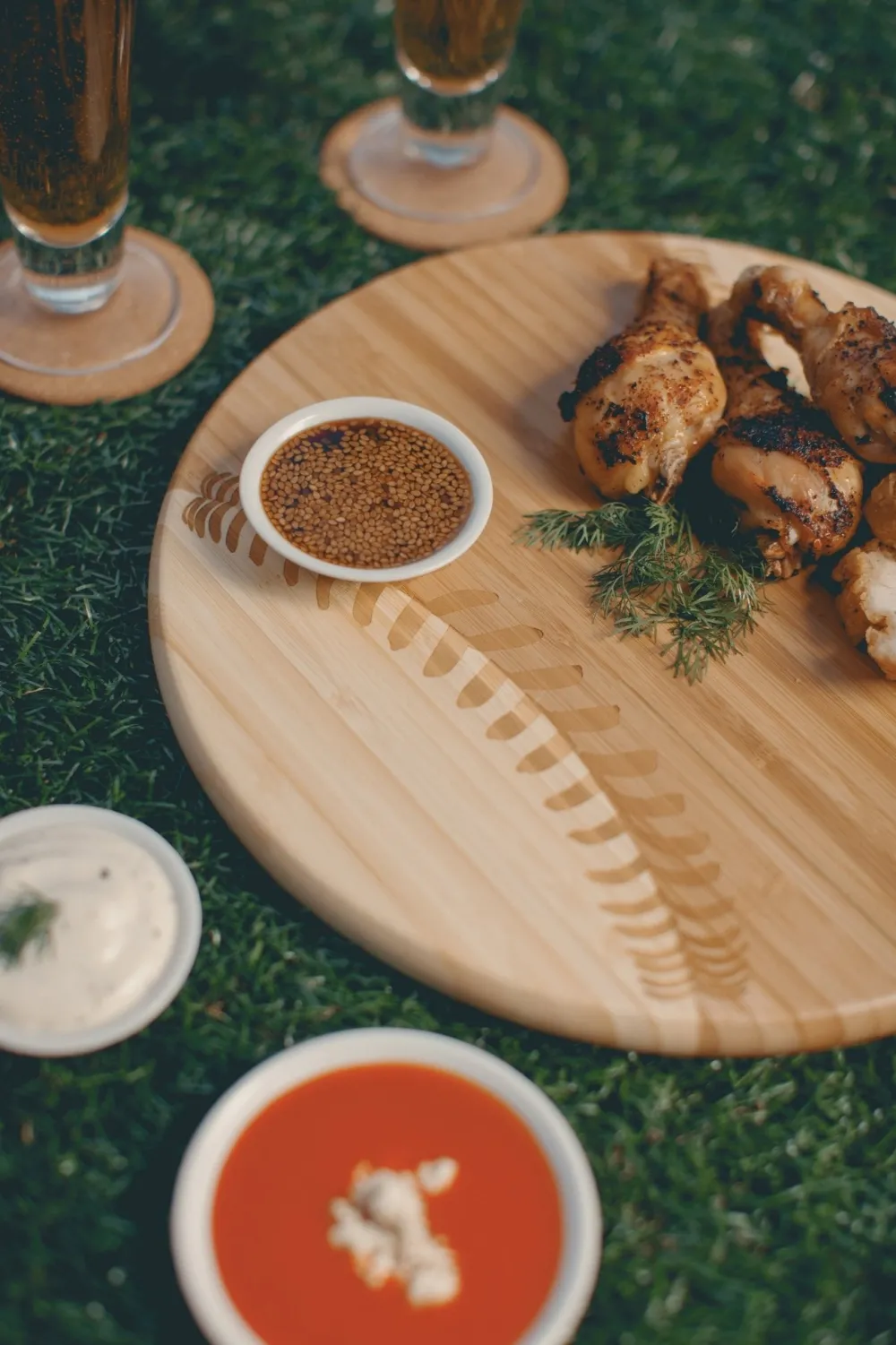 Sale Picnic Time Family of Brands Baseball Cutting Board & Serving Tray