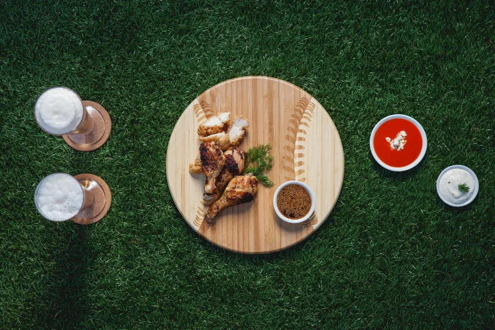 Sale Picnic Time Family of Brands Baseball Cutting Board & Serving Tray