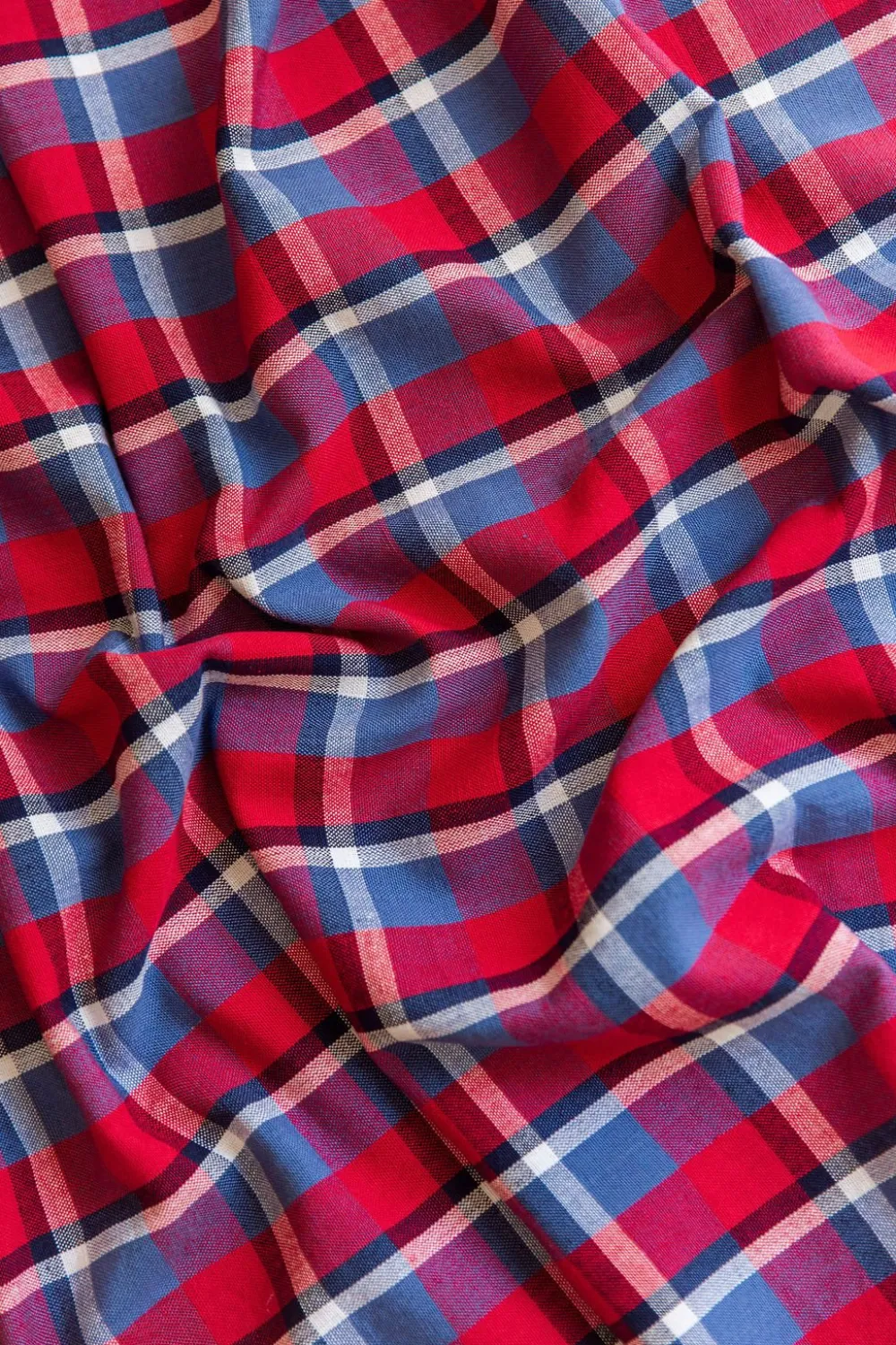 Clearance Heather Taylor Home Betty Plaid Red Tablecloth