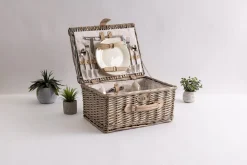 New Picnic Time Family of Brands Classic Picnic Basket for 2