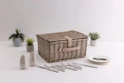 New Picnic Time Family of Brands Classic Picnic Basket for 2