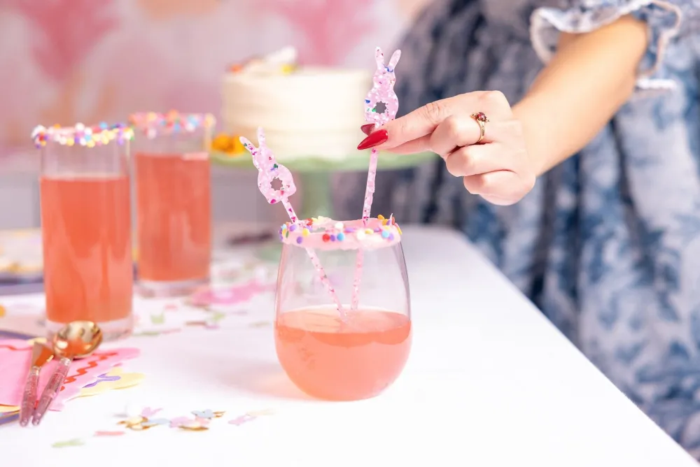 Online Packed Party Confetti Bunny Acrylic Drink Stirrers (4 ct)