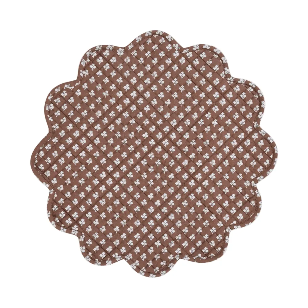 New Trudie Constance Chocolate Wavy Quilted Placemat