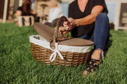 Picnic Time Family of Brands Country Picnic Basket