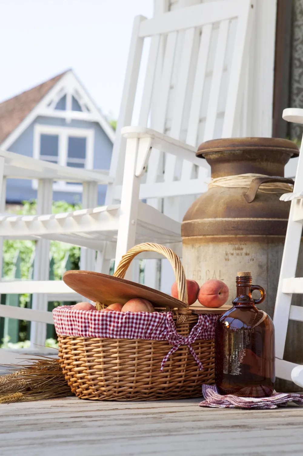 Picnic Time Family of Brands Country Picnic Basket