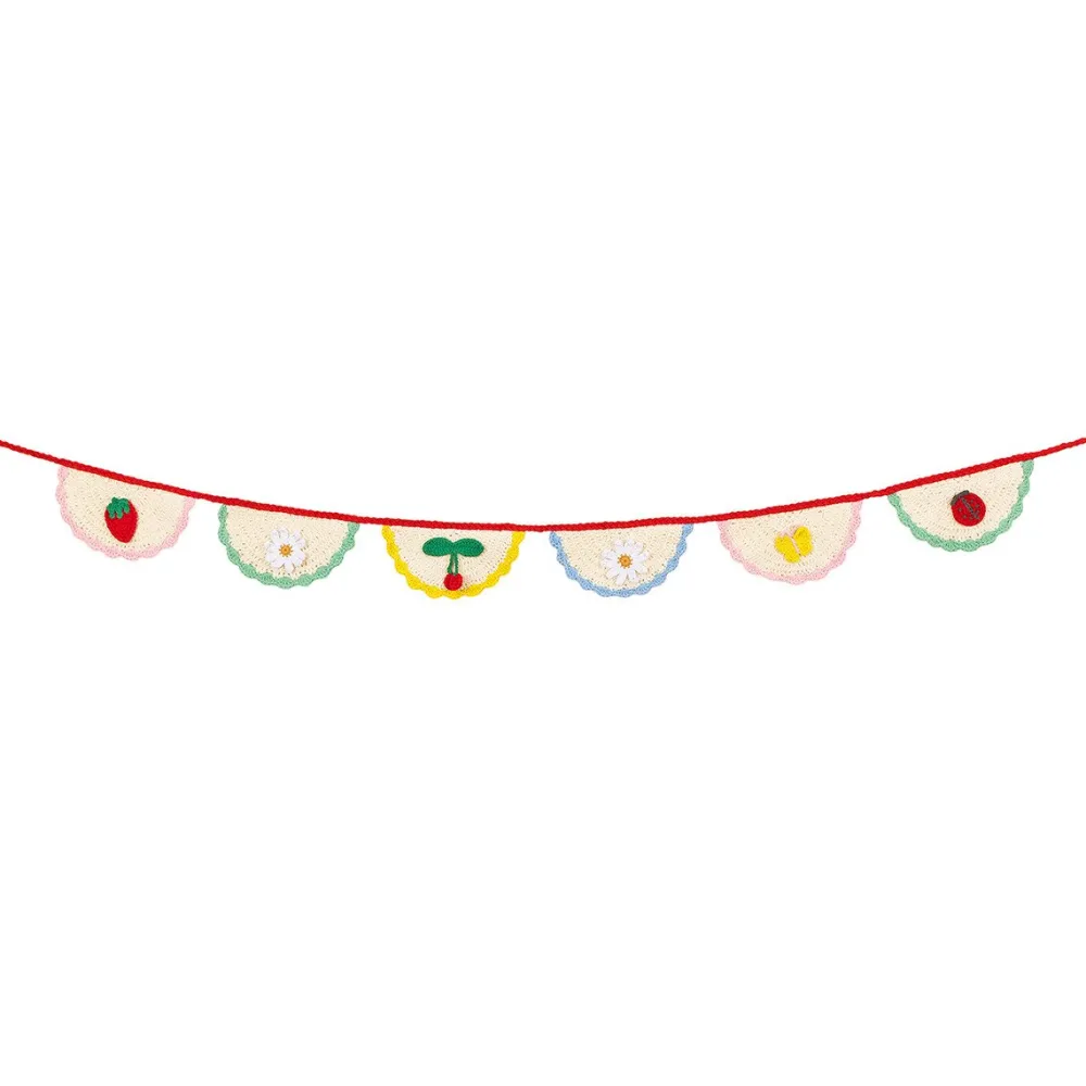 Meri Meri Crochet Scalloped Garland