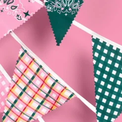 Hot xo, Fetti Gingham Camp Bunting Banner