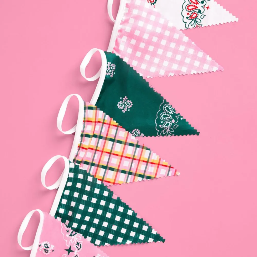 Hot xo, Fetti Gingham Camp Bunting Banner