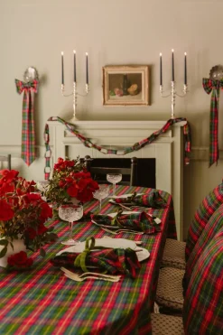 Discount Heather Taylor Home Holly Plaid Tablecloth