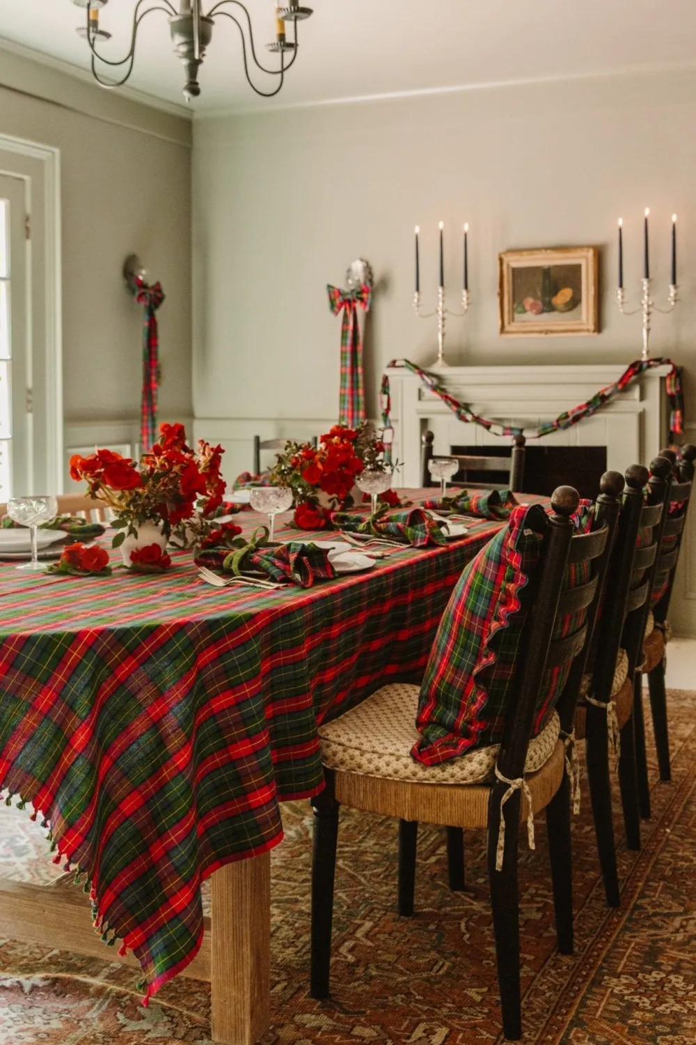 Discount Heather Taylor Home Holly Plaid Tablecloth