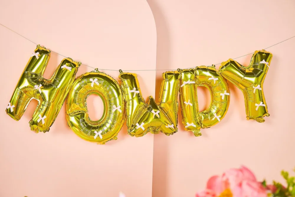 New Packed Party Howdy Darling Balloon Banner