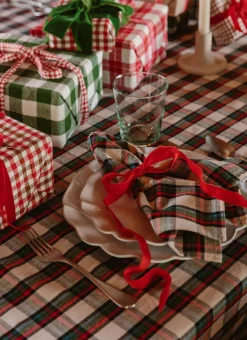 Clearance Heather Taylor Home Idyllwild Plaid Tablecloth