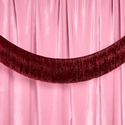 Hot xo, Fetti Maroon Fringe Foil Banner