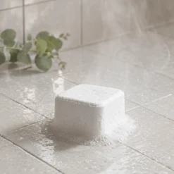 Sale Latika Beauty Pine and Cedarwood Christmas Shower Steamers