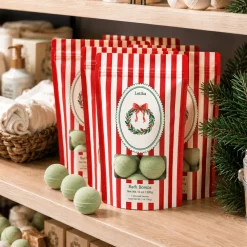 Outlet Latika Beauty Pine and Cedarwood Christmas Mini Bath Bombs