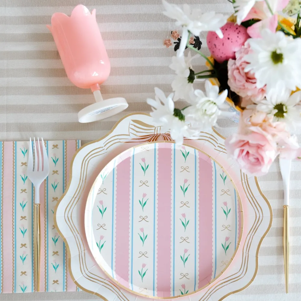 Clearance Unique Pink Flower Shaped Plastic Cup