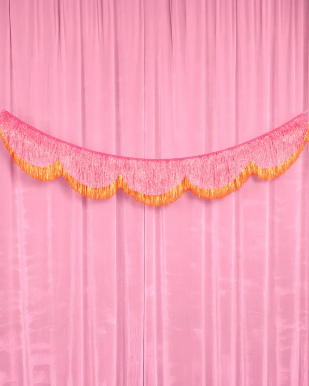 xo, Fetti Pink Orange Scallop Fringe Banner