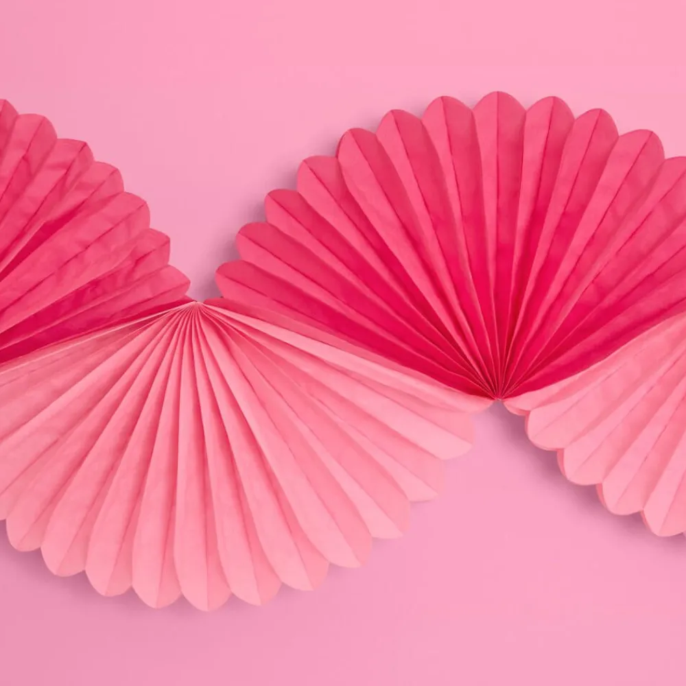 xo, Fetti Pink Tissue Fan Banner