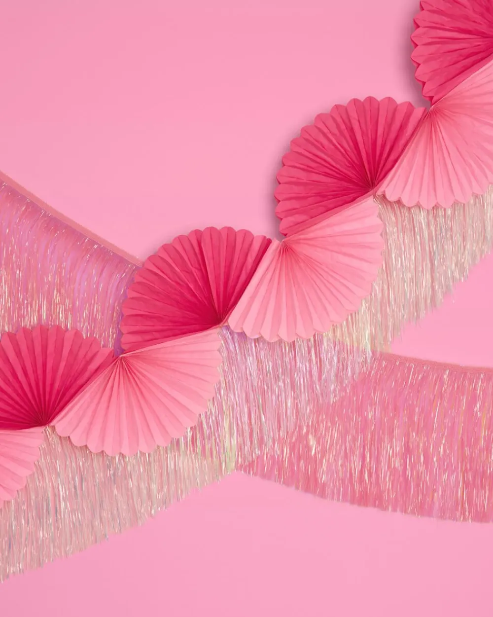 xo, Fetti Pink Tissue Fan Banner