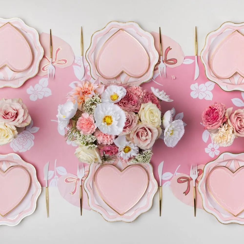 Sale Bonjour Fete Pink Valentine Heart Plates