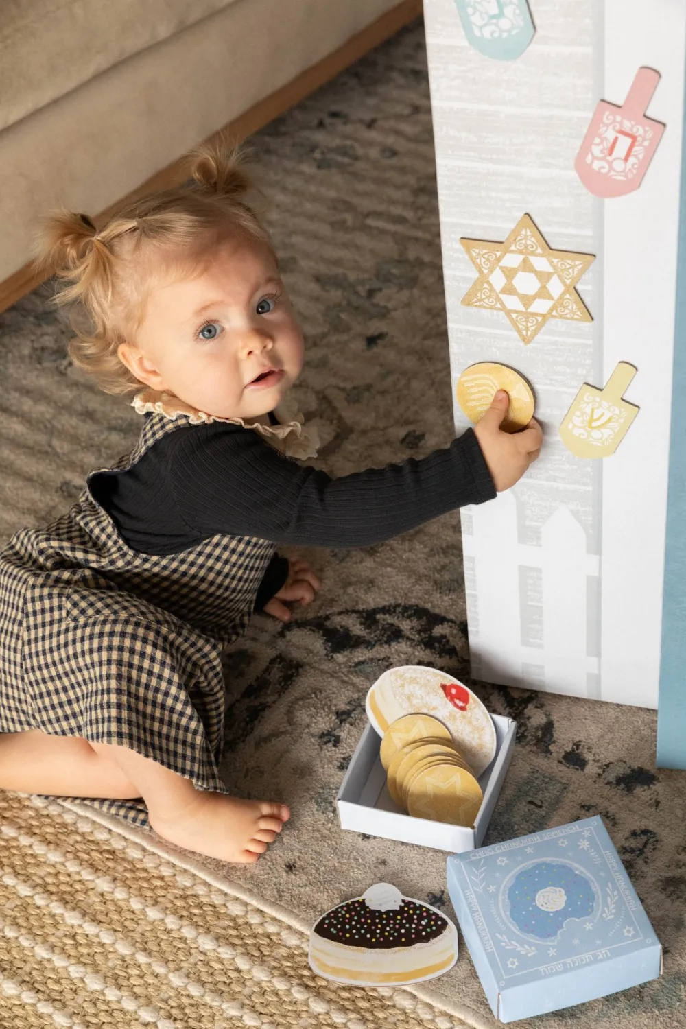 Outlet Make It Cute, LLC Playhouse Hanukkah Decor Kit
