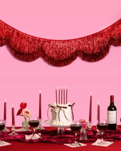 xo, Fetti Red Scallop Fringe Banner