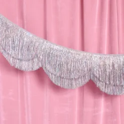 Outlet xo, Fetti Silver Iridescent Fringe Scalloped Banner