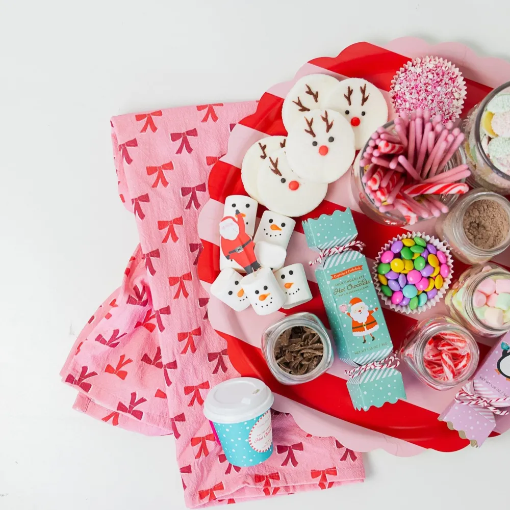 New Two's Company Snowman Marshmallow Candy Gift Bag