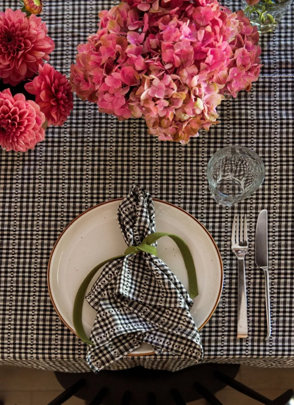 Discount Heather Taylor Home Soho Black Napkins