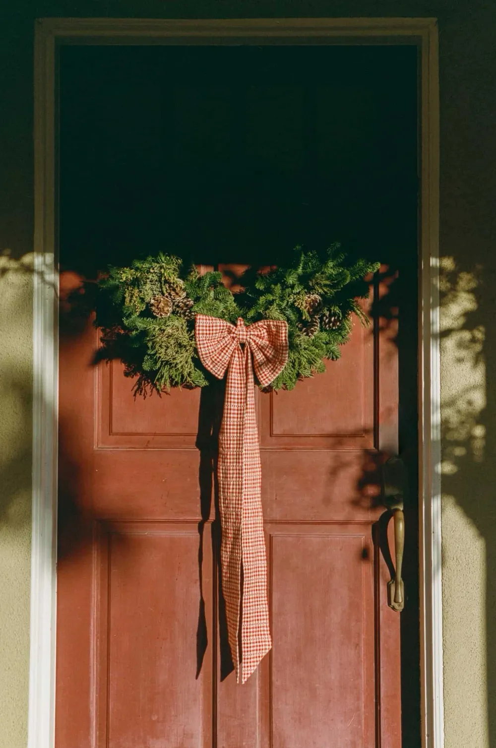 Discount Heather Taylor Home Soho Red Fabric Bow