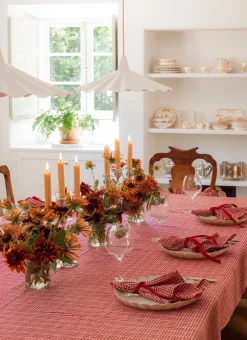 Best Heather Taylor Home Soho Red Tablecloth