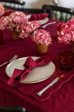 Outlet Heather Taylor Home Soho Two Toned Bordeaux Napkins