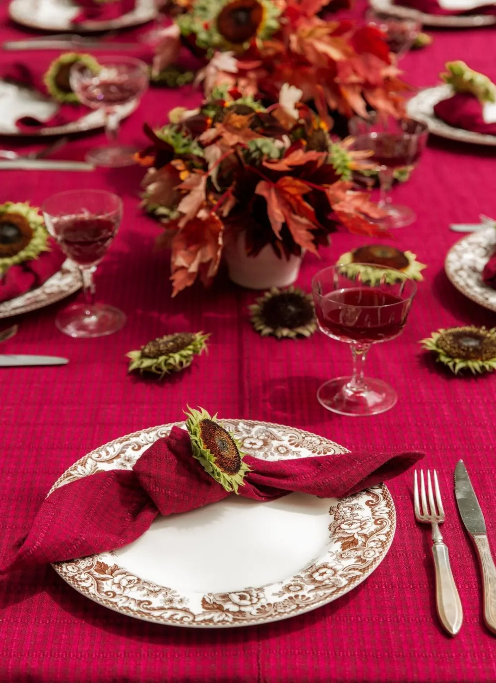 Outlet Heather Taylor Home Soho Two Toned Bordeaux Napkins