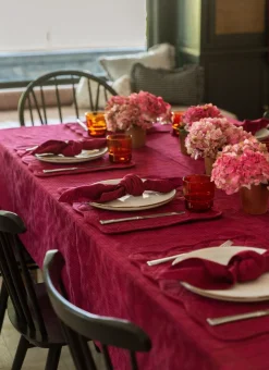 Sale Heather Taylor Home Soho Two Toned Bordeaux Tablecloth
