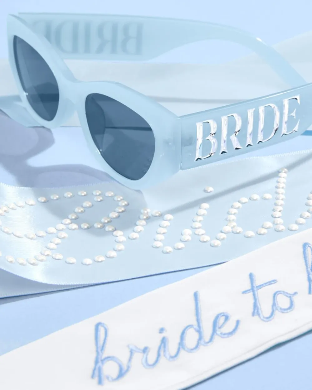 Hot xo, Fetti Something Blue Pack - hair bow, sunglasses + sash