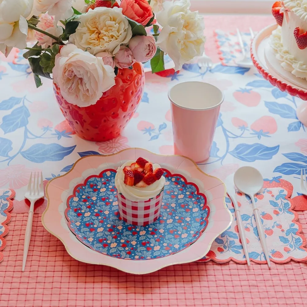 New Bonjour Fete Summer Strawberry Table Runner