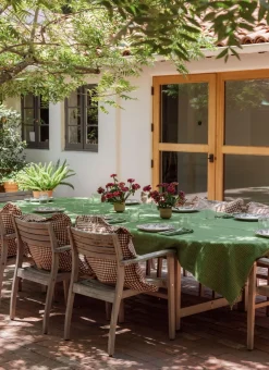Outlet Heather Taylor Home Two Toned Evergreen Tablecloth